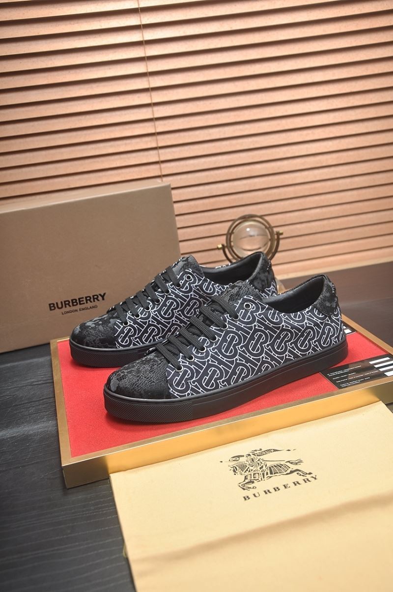 Burberry Low Shoes